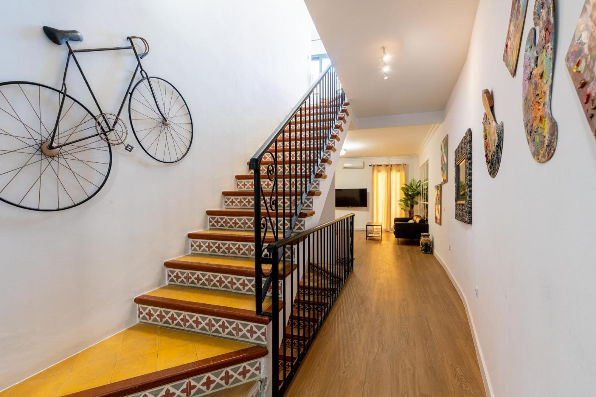 House Sevillana Parking Экстерьер фото
